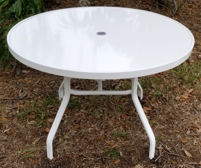 Regal Table - Solid Top